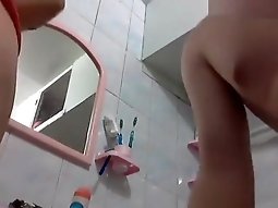 A couple from Ukraine fucked in the bathroom