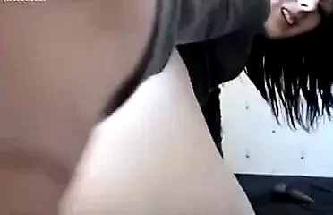 Sultry Brunette Webcam Show with Fingering Fun