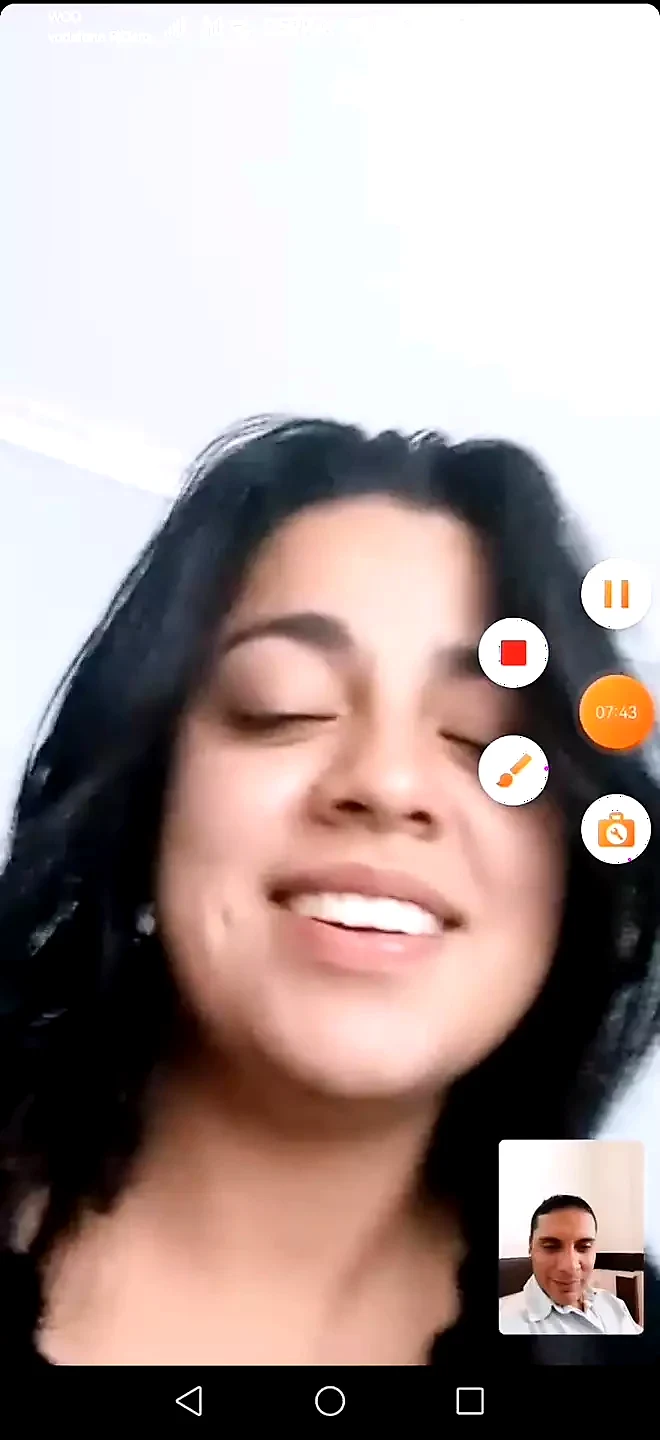Sensual Webcam Show with Solo Action