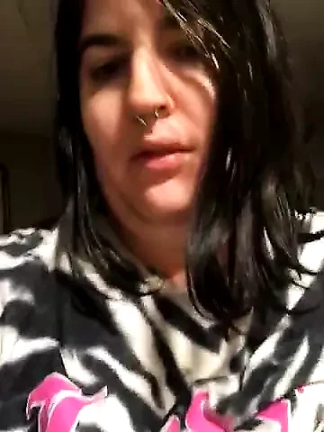 Amateur Teen’s First Solo Webcam Video